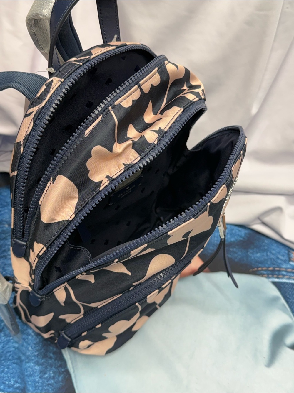 (new+tag) Kate Spade Medium Backpsck Navy and Floral Light Pink Size 11.5 x 9 - Picture 6 of 12